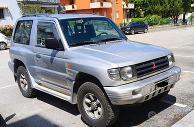 MITSUBISHI PAJERO GLX 2.5 TD 4X4 – ASI – G. TRAINO