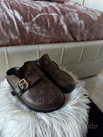Mules / Sabot con fibbia