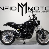 Benelli Leoncino 500 trial