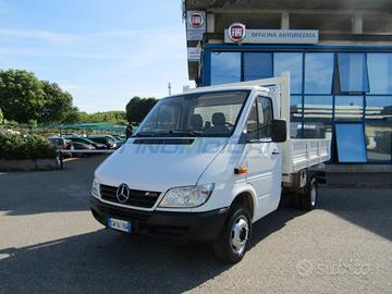 Mercedes Sprinter CASSONE RIBALTABILE TRILATERALE 