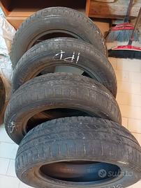 4 pneumatici Hankook 175/65 R15 usati
