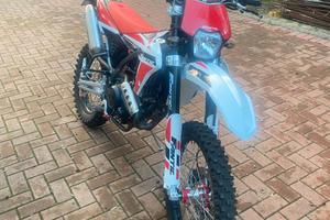 Fantic XEF 125 - 2022