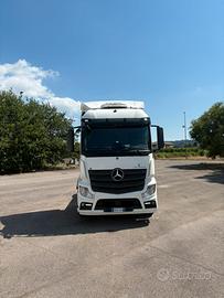 Actros 1944