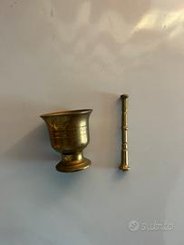 mortaio piccolo in ottone