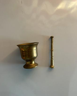 mortaio piccolo in ottone