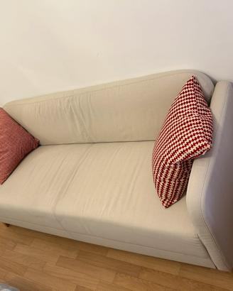 Divano Ikea usato pochissimo