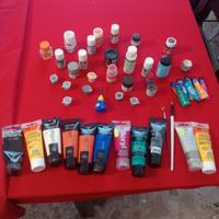 48 pezzi di vernice di vario tipo per fare quadri.