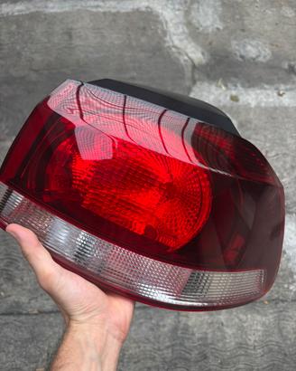 Fanale posteriore destro golf 6