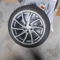4 Gomme Giulia più 2 cerchi