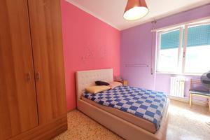 X ragazza, posto letto doppia, metro a