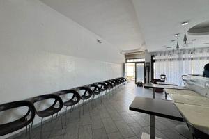 Rif.G220| negozio chioggia