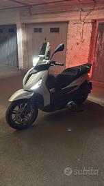 Piaggio Beverly S 300 HPE 2024 ABS ASR 3500 KM