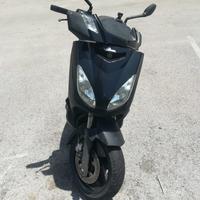 Scooter X max 300