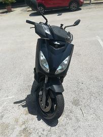 Scooter X max 300