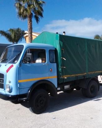 Camion d'Epoca: OM LUPETTO 30