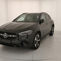 MERCEDES-BENZ GLA 200 d automatic