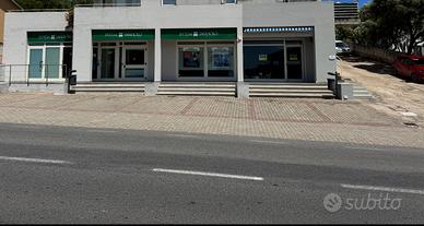 Locale uso commerciale