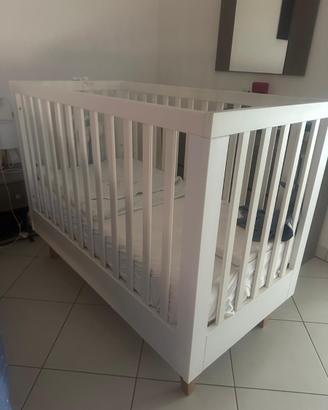 Culla bambino/a nuova mai utilizzata.