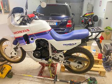 Honda Transalp 600 del 1987