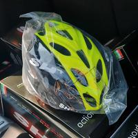 casco per ciclismo 