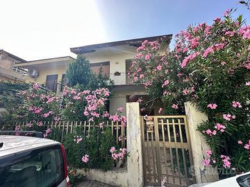 Villa o villino Barcellona Pozzo di Gotto