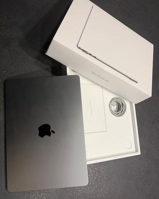 MacBook Air 13,6” - M2