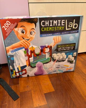 Laboratorio piccolo chimico