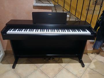 Pianoforte Yamaha Arius YDP-144