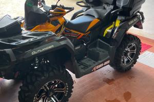 Quad can am outlander 850