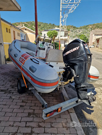 Gommone Motore Carrello