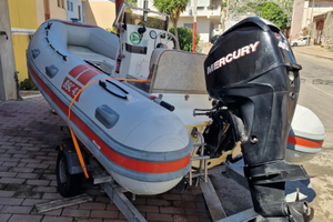 Gommone Motore Carrello