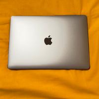 Mac book pro m2