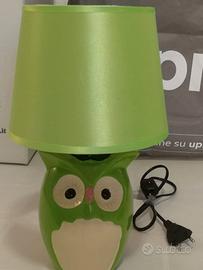 Lampada verde forma di gufo