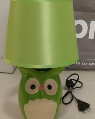 Lampada verde forma di gufo