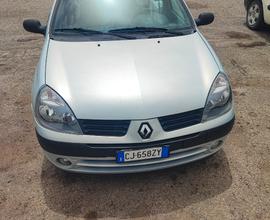 RENAULT Clio 2ª serie - 2004