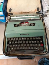 macchina da scrivere 