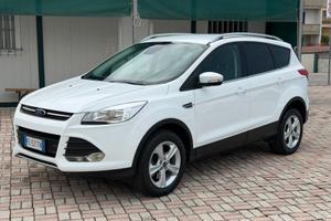 Ford Kuga 2.0 TDCI 120 CV S&S 2WD Titanium