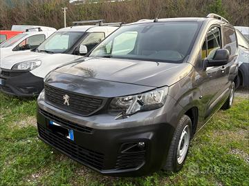 Peugeot partner diesel 3 posti anno 2020