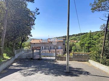 3 LOCALI A ROSIGNANO MARITTIMO