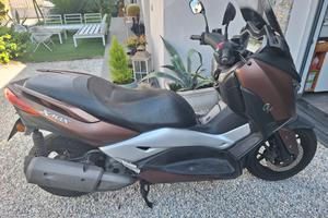 scooter Yamaha Xmax 300
