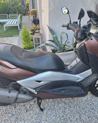 scooter Yamaha Xmax 300