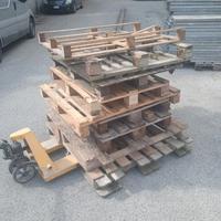 BANCALI DI LEGNO DANNEGGIATI