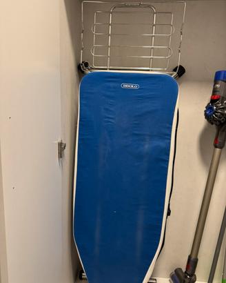 Asse da stiro aspirante e soffiante