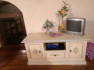 Mobiletto Porta TV in Legno
