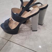 scarpe tacco Laura Biagiotti