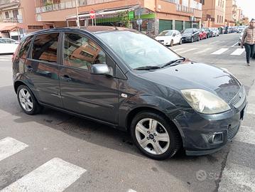 Ford Fiesta 1.2 titanium