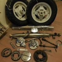 HONDA DAX ST50 - ST70 Ricambi Spares + Motore 70cc
