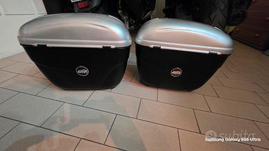 Bauletti laterali GIVI Monolock - monokey system