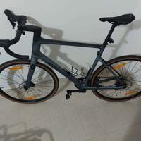 bici da corsa scott