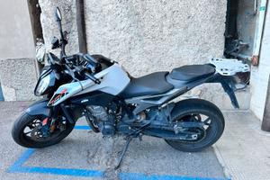 KTM 790 Duke